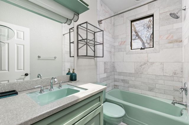 2203 Lindell Ave, Austin, TX 78704