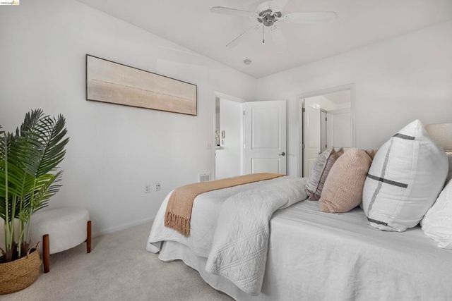 655 655 12Th St 205, Oakland, CA 94607