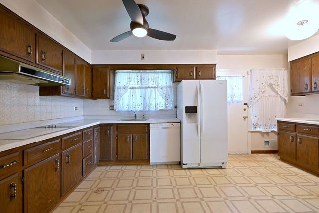 4409 W Lunt Avenue, Lincolnwood, IL 60712