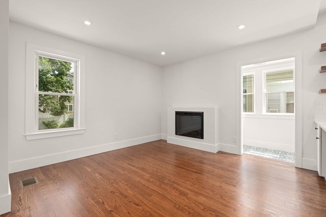 134 Brown Street 2, Waltham, MA 02453