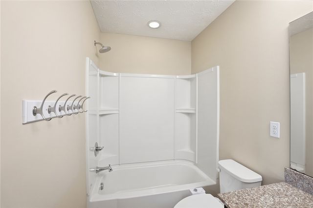 1958 Stone Creek Boulevard, Clearcreek Twp, OH 45458