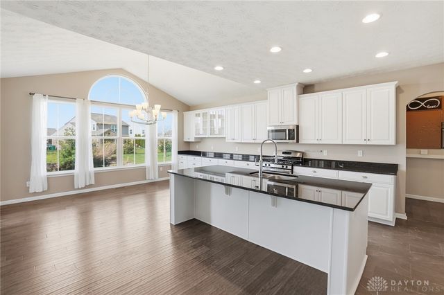 1958 Stone Creek Boulevard, Clearcreek Twp, OH 45458