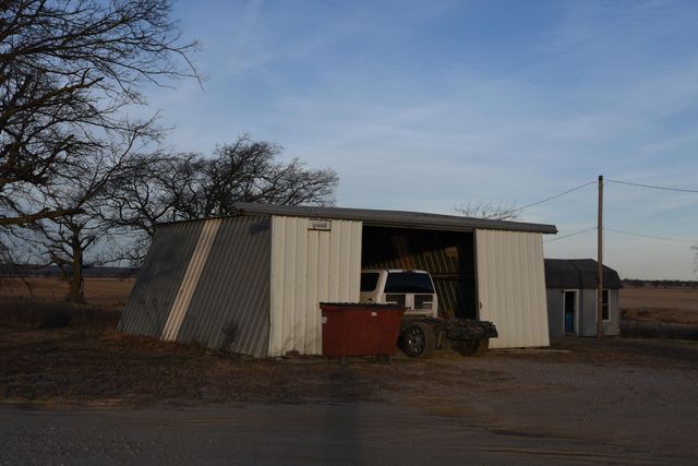 438474 E 350 Road, Big Cabin, OK 74332