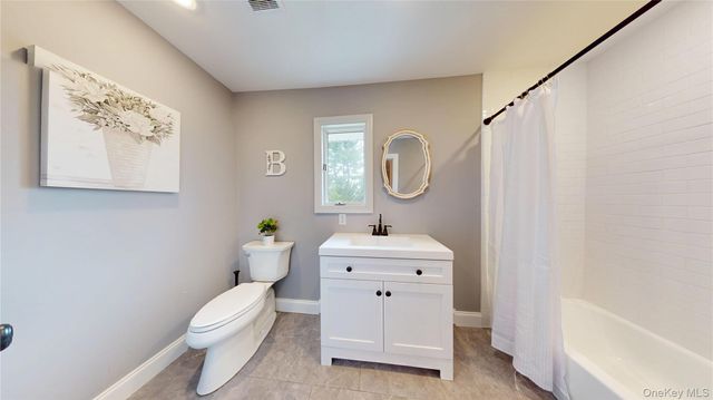 30 Sarina Drive, Commack, NY 11725