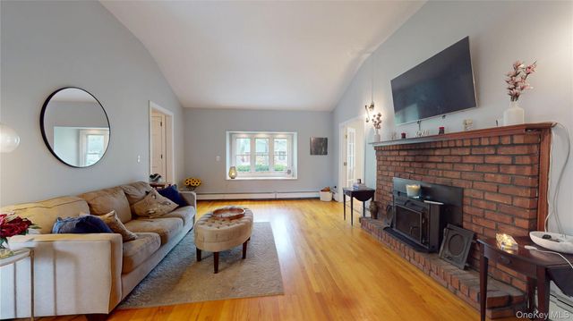 30 Sarina Drive, Commack, NY 11725