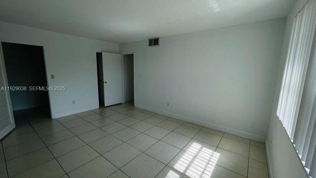 4420 NW 79th Ave 2F, Doral, FL 33166