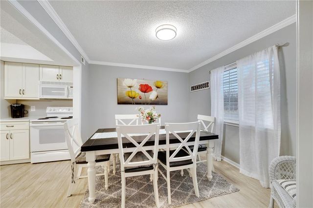 4007 S Crysler Avenue 8, Independence, MO 64055