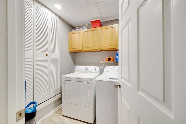 4007 S Crysler Avenue 8, Independence, MO 64055