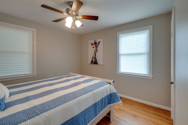 2305 Barclay Dr, Nashville, TN 37206