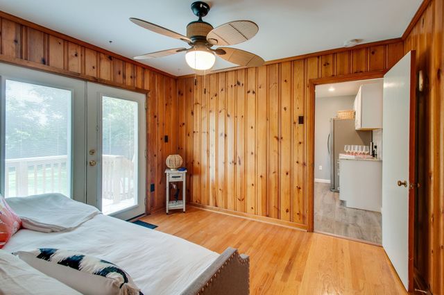 2305 Barclay Dr, Nashville, TN 37206