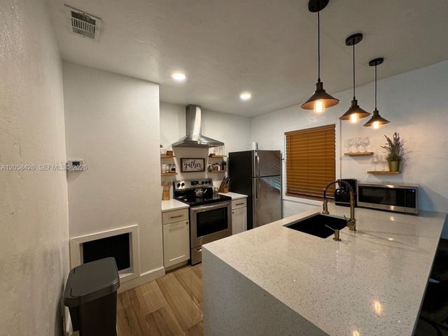 207 SW 11th Street 0, Fort Lauderdale, FL 33315