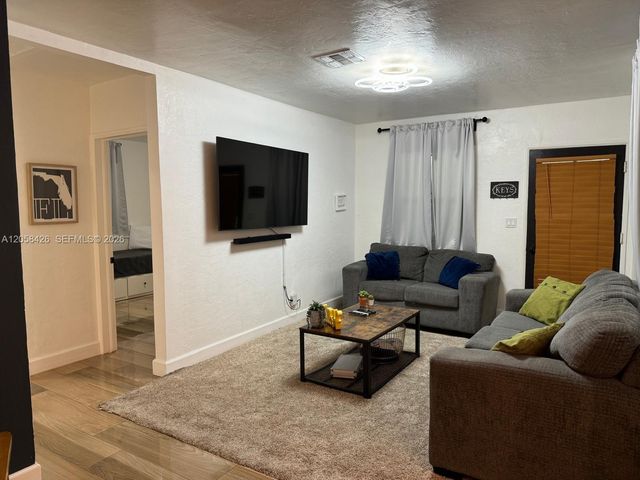 207 SW 11th Street 0, Fort Lauderdale, FL 33315