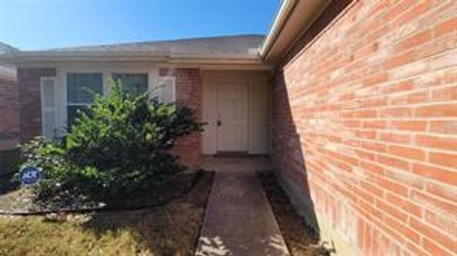 5727 Hunters Bend Lane, Dallas, TX 75249