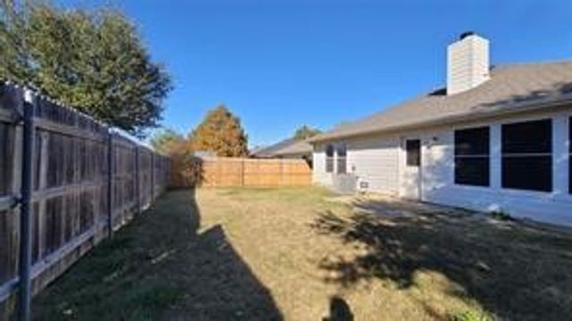 5727 Hunters Bend Lane, Dallas, TX 75249
