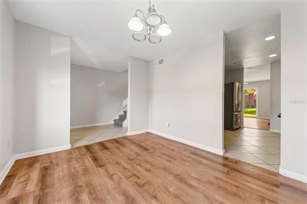 Image 12 of property listing at 5137 PICCADILLY CIRCUS COURT 3, Orlando, FL 32839