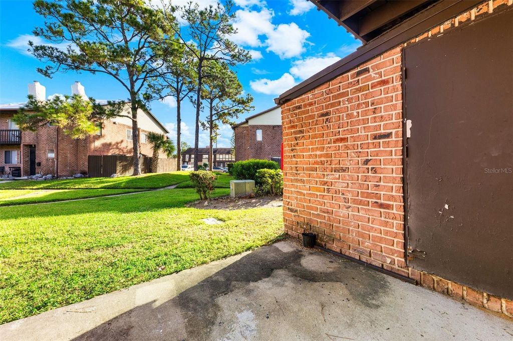 Image 33 of property listing at 5137 PICCADILLY CIRCUS COURT 3, Orlando, FL 32839