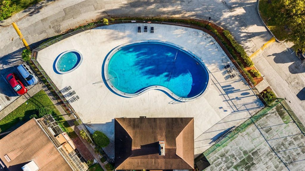 Image 36 of property listing at 5137 PICCADILLY CIRCUS COURT 3, Orlando, FL 32839