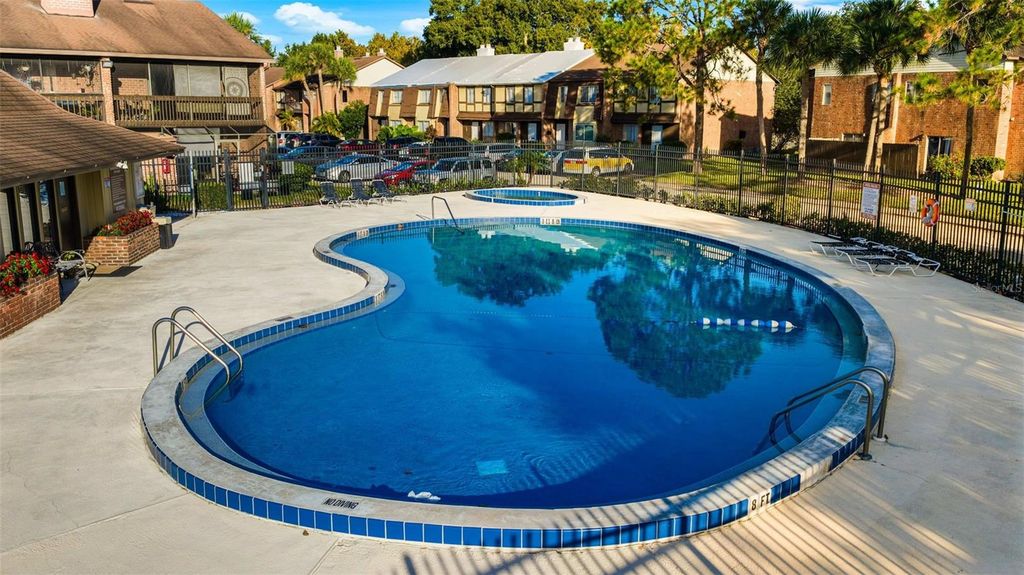 Image 38 of property listing at 5137 PICCADILLY CIRCUS COURT 3, Orlando, FL 32839