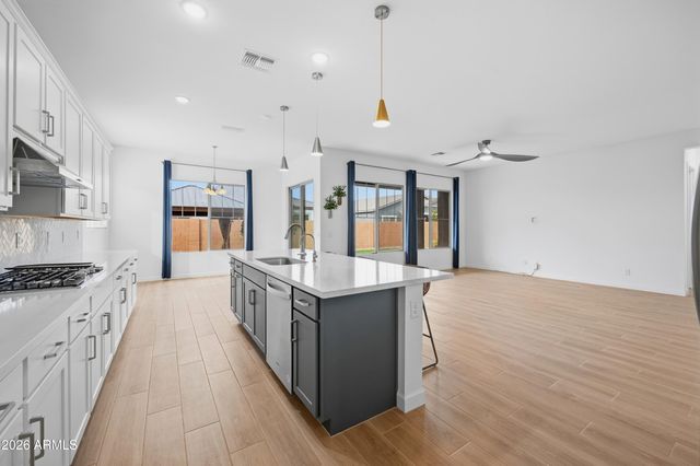 22658 E Roundup Way, Queen Creek, AZ 85142