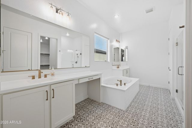 22658 E Roundup Way, Queen Creek, AZ 85142