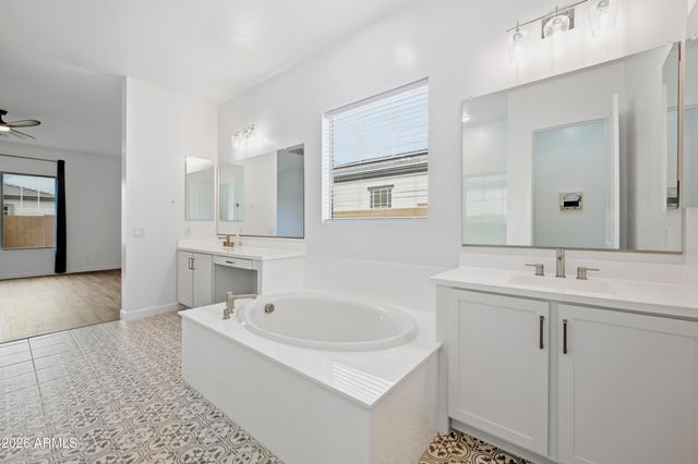 22658 E Roundup Way, Queen Creek, AZ 85142