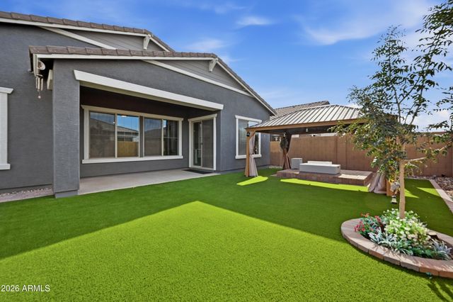 22658 E Roundup Way, Queen Creek, AZ 85142