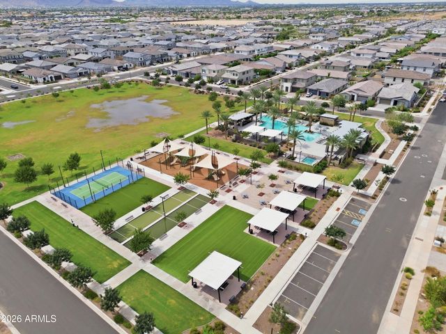 22658 E Roundup Way, Queen Creek, AZ 85142