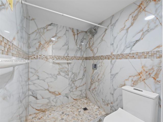 13078 SW 88th Ln B102, Miami, FL 33186