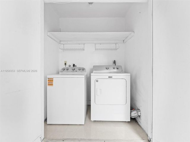 13078 SW 88th Ln B102, Miami, FL 33186