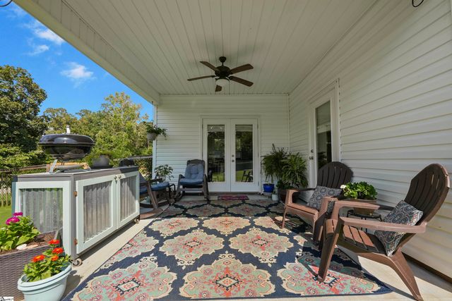 238 Inlet Pointe Drive, Anderson, SC 29625