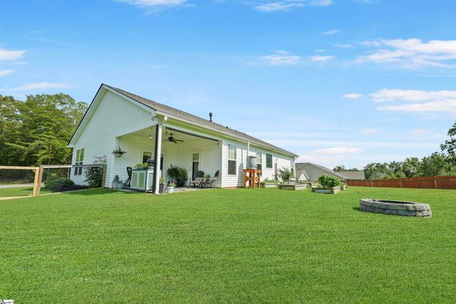 238 Inlet Pointe Drive, Anderson, SC 29625