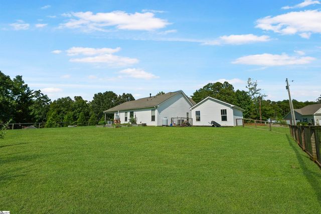 238 Inlet Pointe Drive, Anderson, SC 29625
