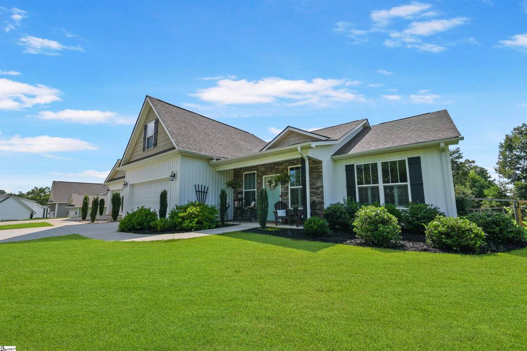 238 Inlet Pointe Drive, Anderson, SC 29625