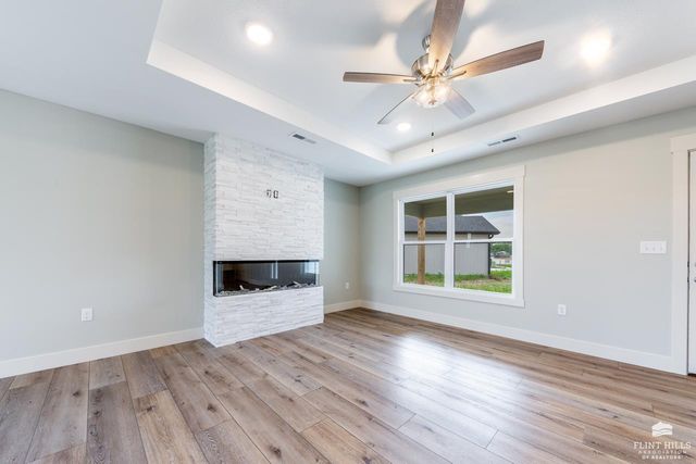 9172 Grammar Court, Manhattan, KS 66502
