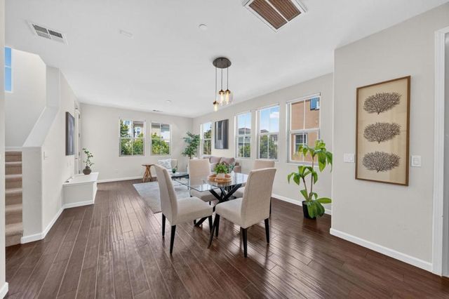 318 Expedition Lane, Milpitas, CA 95035