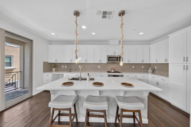 318 Expedition Lane, Milpitas, CA 95035