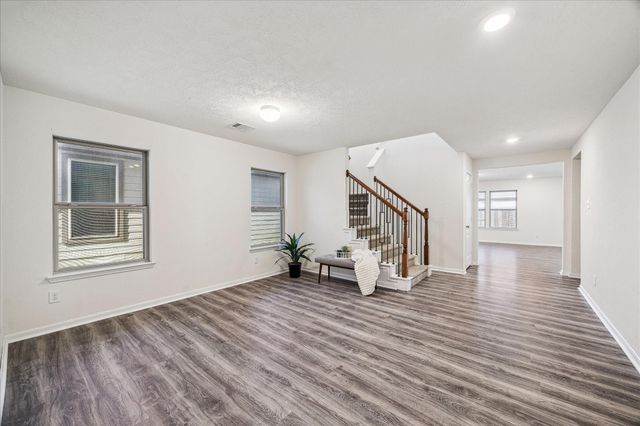 2542 White Bluff Lane, Houston, TX 77038