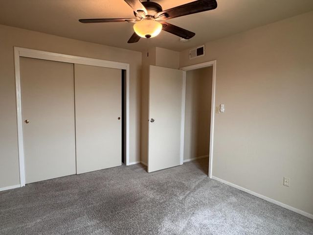 4815 N Winery Circle, Fresno, CA 93726