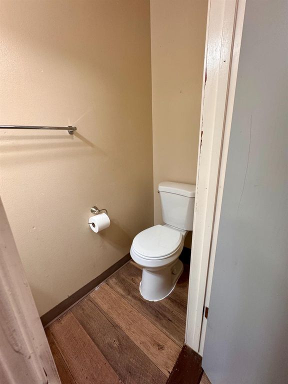 Image 10 of property listing at 4815 N Winery Circle, Fresno, CA 93726