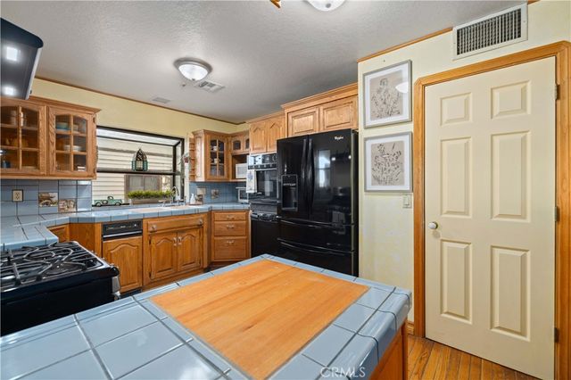 39910 95th W, Leona Valley, CA 93551