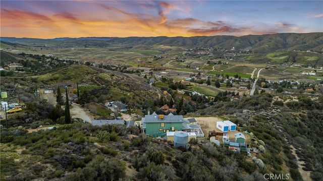 39910 95th W, Leona Valley, CA 93551