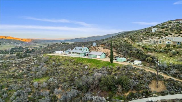 39910 95th W, Leona Valley, CA 93551