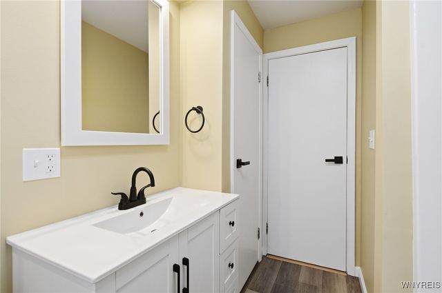 23 Edmund Street, Cheektowaga, NY 14227