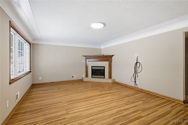 23 Edmund Street, Cheektowaga, NY 14227