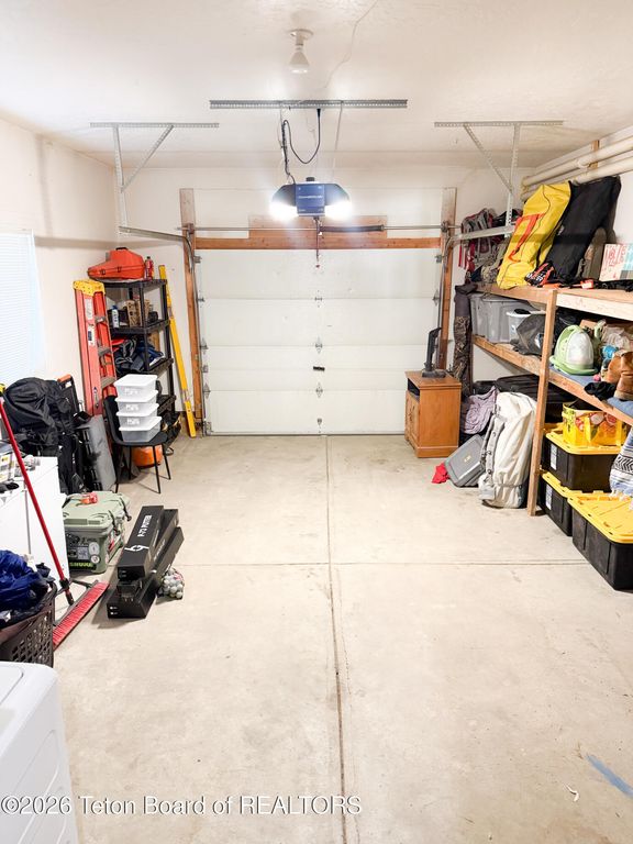 331 COLE Avenue, Pinedale, WY 82941 photo 3