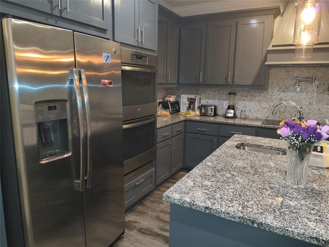 3027 Ames Road, Lancaster, TX 75134