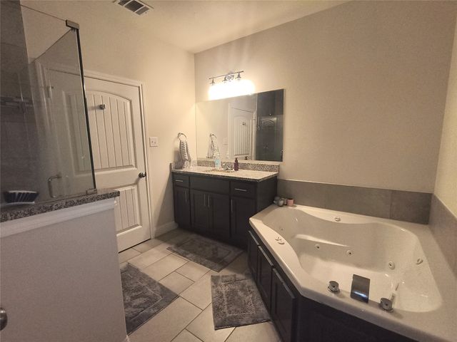 3027 Ames Road, Lancaster, TX 75134