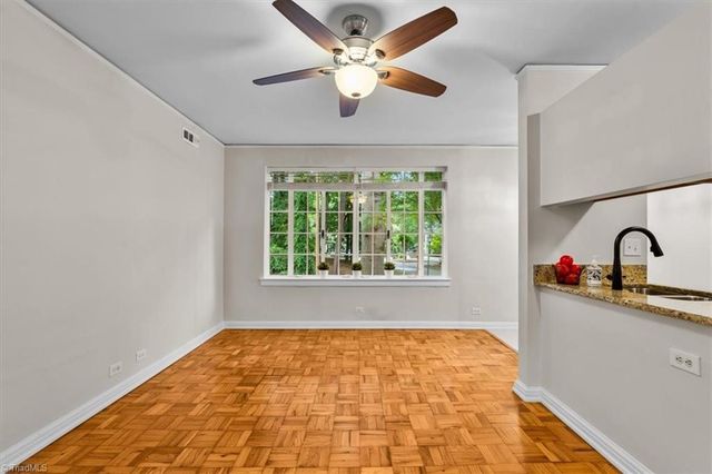 1700 N Elm Street B3, Greensboro, NC 27408