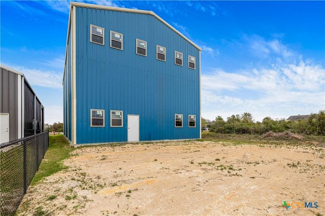 237 Easy Street, Port O'connor, TX 77982