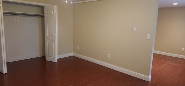 1 Old Colony Rd 109, Mansfield, MA 02048